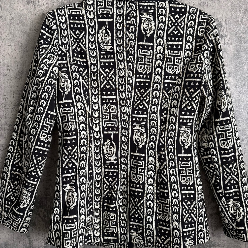 Black and White , and mustard Patterned tuxedo style Jacket elegant blazer - Picture 12 of 13